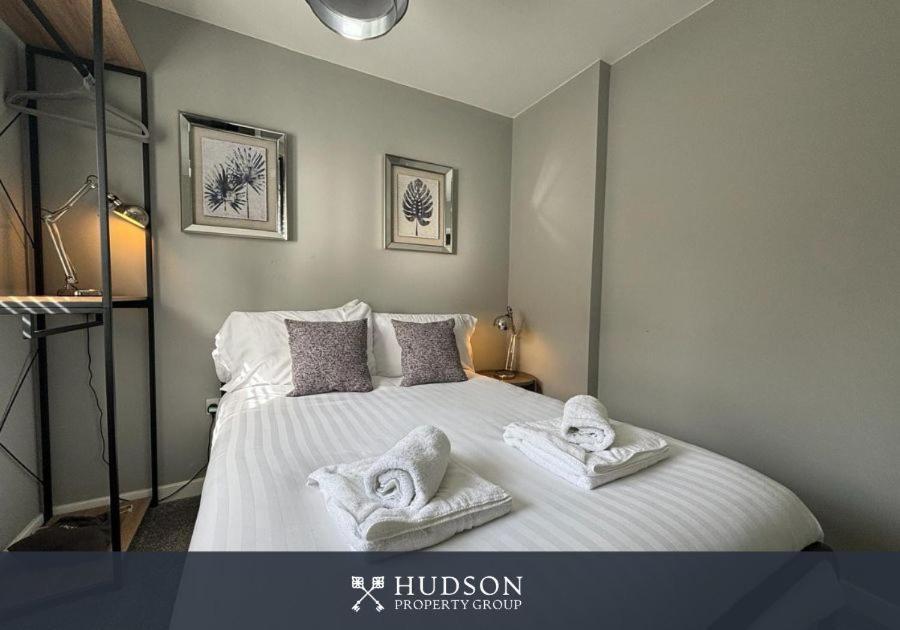 Castle Street Serviced Apartment Τέλφορντ Εξωτερικό φωτογραφία